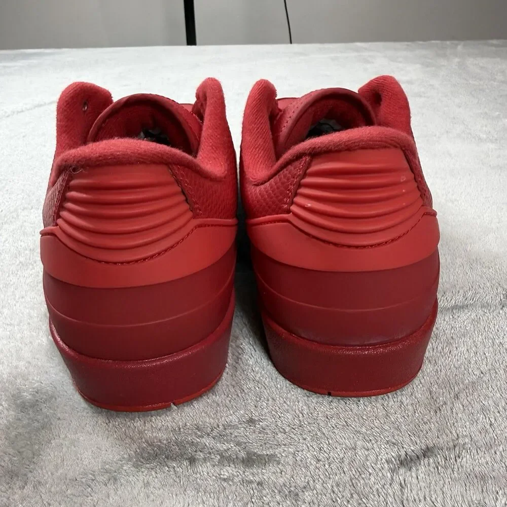 Nike Air Jordan 2 Retro Low Gym University 2016 Triple Red size 9.5 832819-606